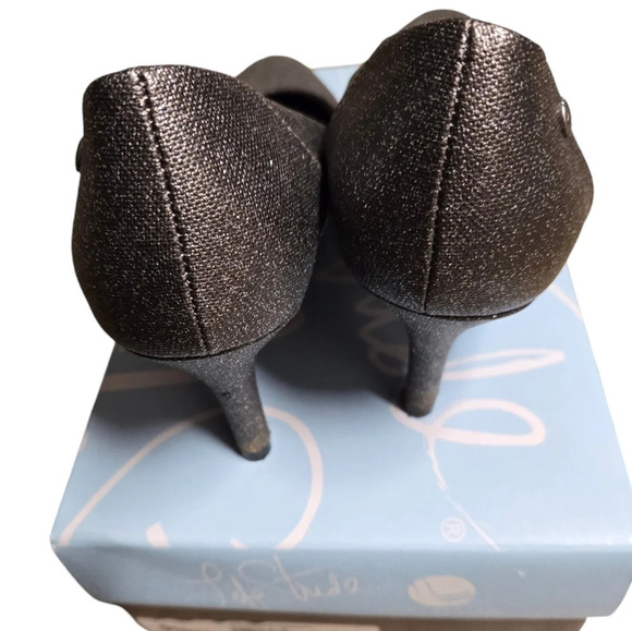 Life Stride, Lively Pewter Twinkstar Silver Heels Size 8.5 - Picture 3 of 6